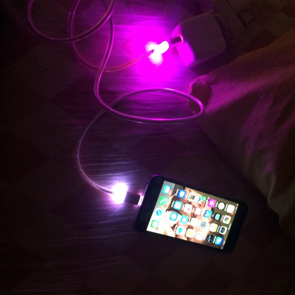 NWT Color Changing! iPhone iPad lightning cables